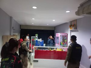 ปฏิบัติ การเข้าตรวจสอบจุดเสี่ยงที่มีการลักลอบจำหน่ายบุหรี่ไฟฟ้า ทั้งหมดจำนวน 5 จุด และตรวจสอบ ร้านบุหรี่ไฟฟ้าใกล้ฉัน ทาง google