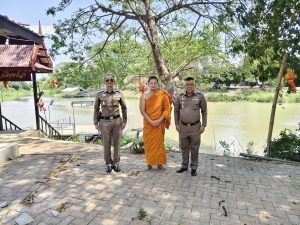 พ.ต.อ.ศุภกฤช เดือนแจ้งรัมย์ ผกก.สภ.วิเศษชัยชาญ ,พ.ต.ท.พัฒนา สัมมาฑิตฐิ์ รอง ผกก.สส.สภ.วิเศษชัยชาญ ว.4 ตรวจสัมพันธ์และดูแลความปลอดภัยวัดไร่