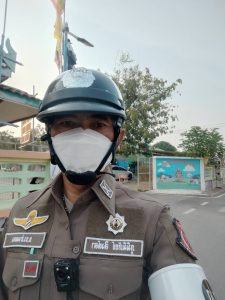 การอำนวยความสะดวกด้านการจราจรหน้าสถานศึกษา